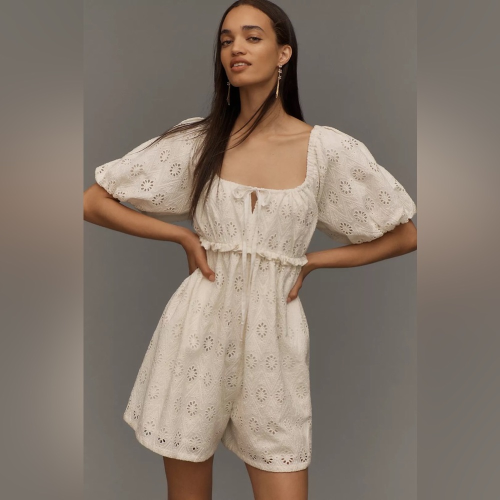Pilcro Puff-Sleeve Eyelet Romper size small - Picture 5 of 10